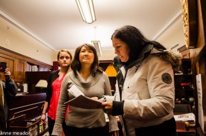 Cheri Honkala (right) explains why Americans need cuts in defense spending.